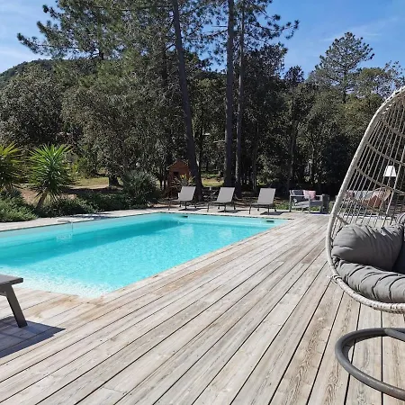 Avec Piscine A 700m De La * זונזה