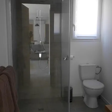 Avec Piscine A 700m De La וילה