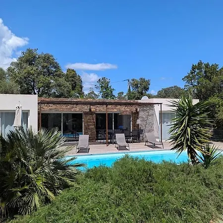 Avec Piscine A 700m De La וילה